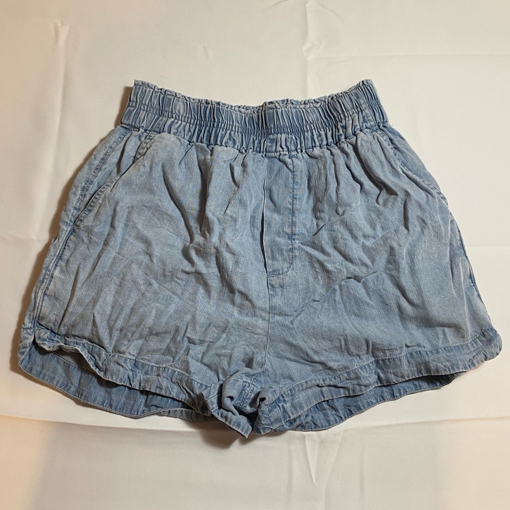 Polyester jean, light wash jean shorts